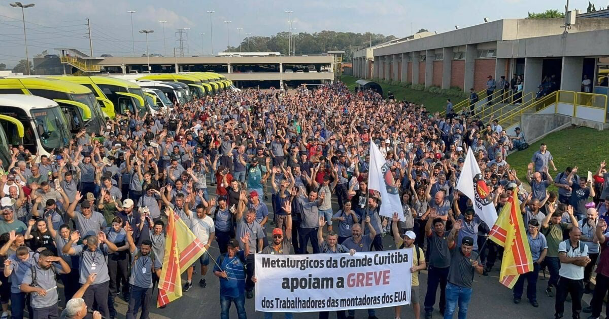 ¿Qué sindicato defiende la industria automotriz?