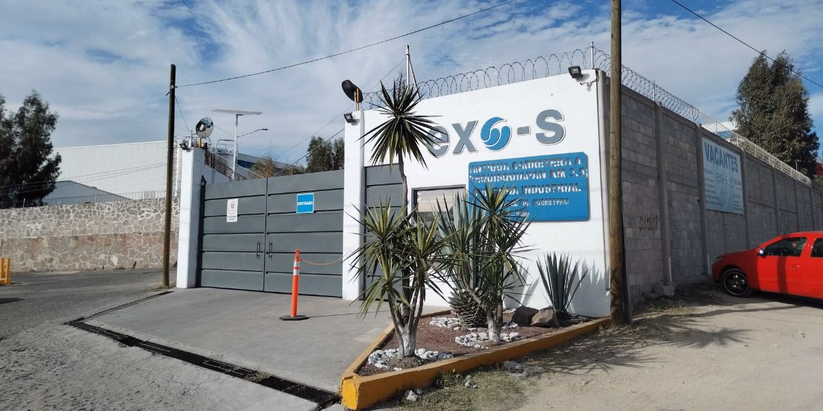 ¿Qué fabrica Exos?