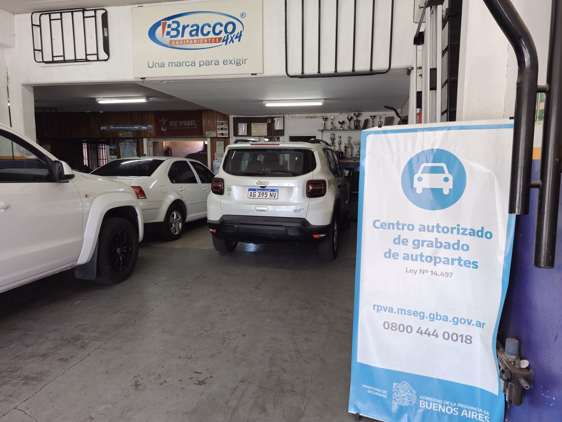 ¿Qué elementos son obligatorios para circular en rutas argentinas?