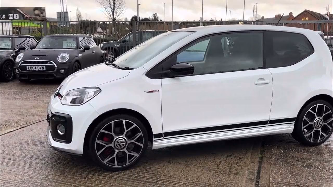 Does VW up have automatic?