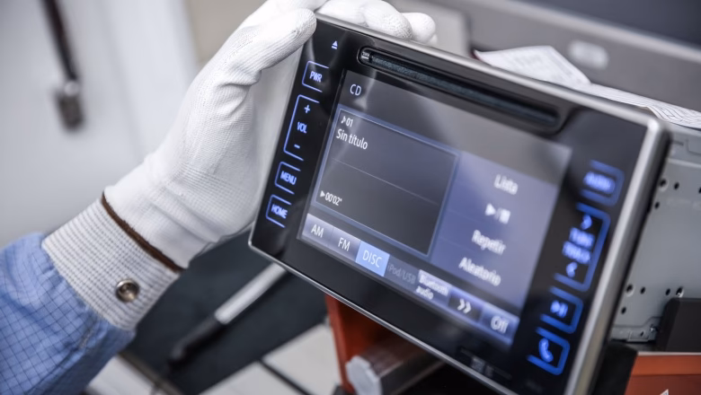 Is Queen Aethra mother of Theseus?