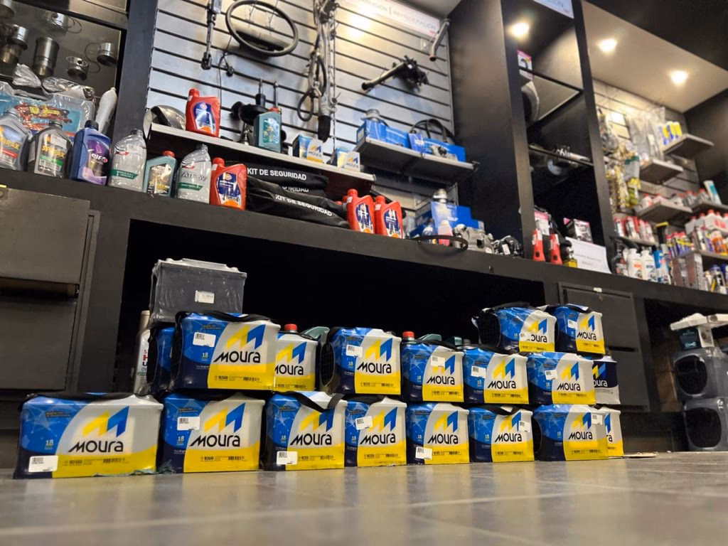 ¿Qué procedencia es la batería Moura?