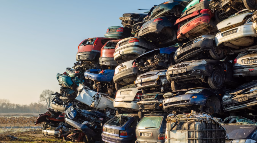¿Qué tipo de contaminantes emiten las fábricas?