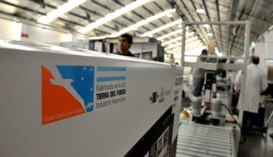 ¿Cuáles son las principales actividades productivas de Tierra del Fuego?