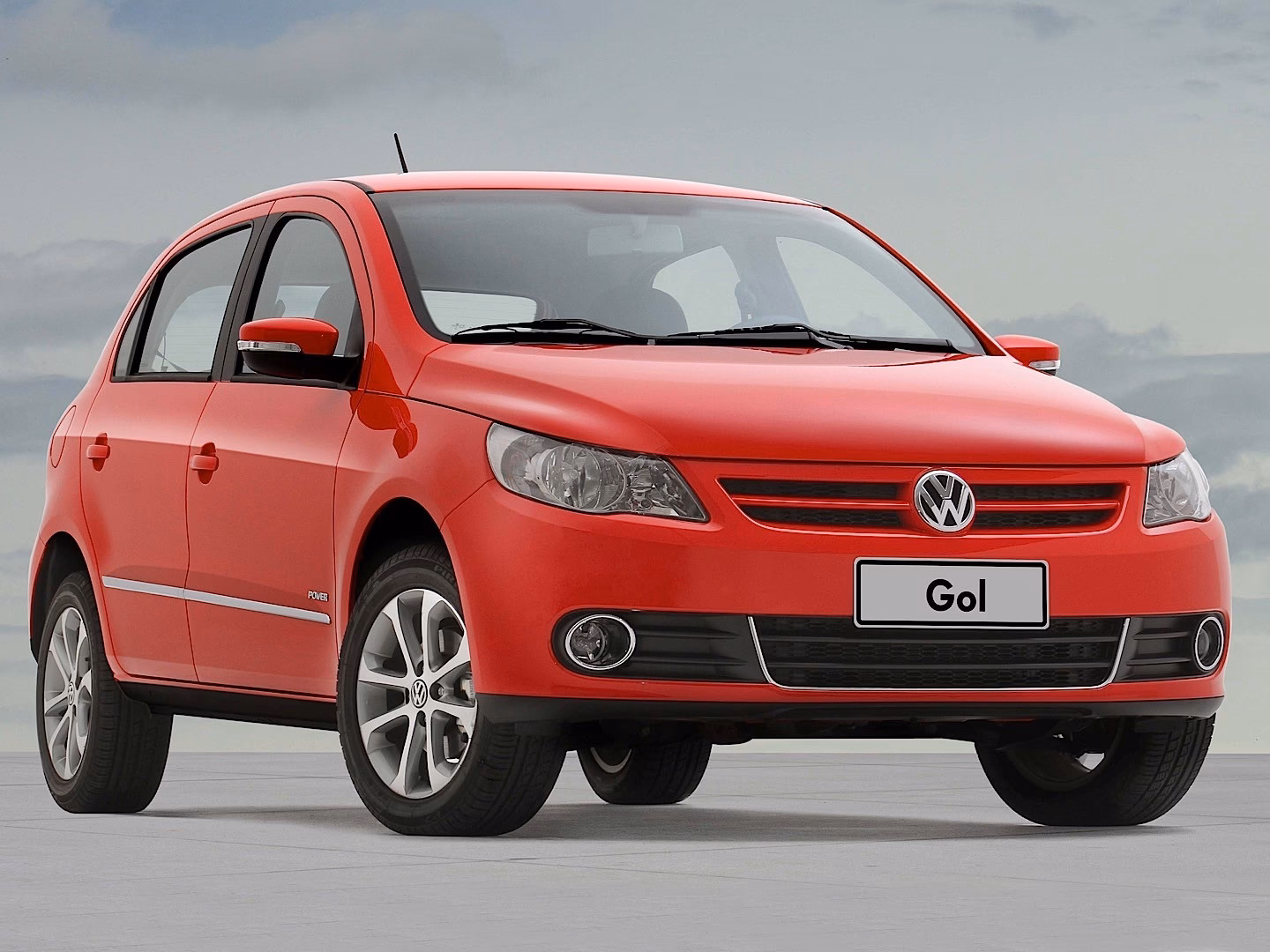 Does Volkswagen own Audi?